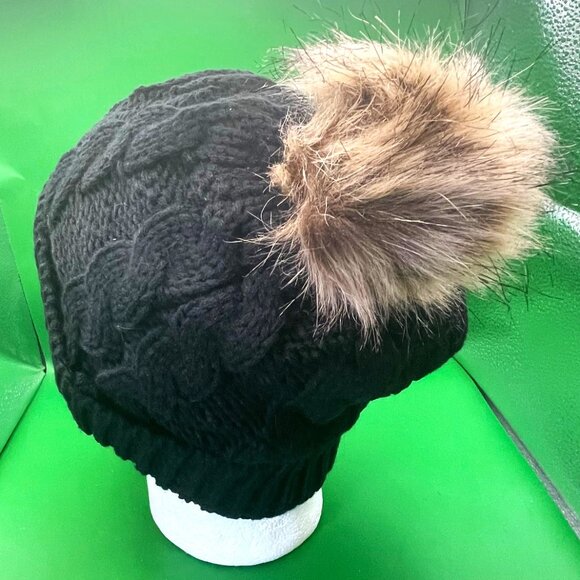 C.C. Exclusives Beanie Black Cable Knit Faux Fur Pom Pom Fall Winter Hat NWOT - Picture 4 of 10